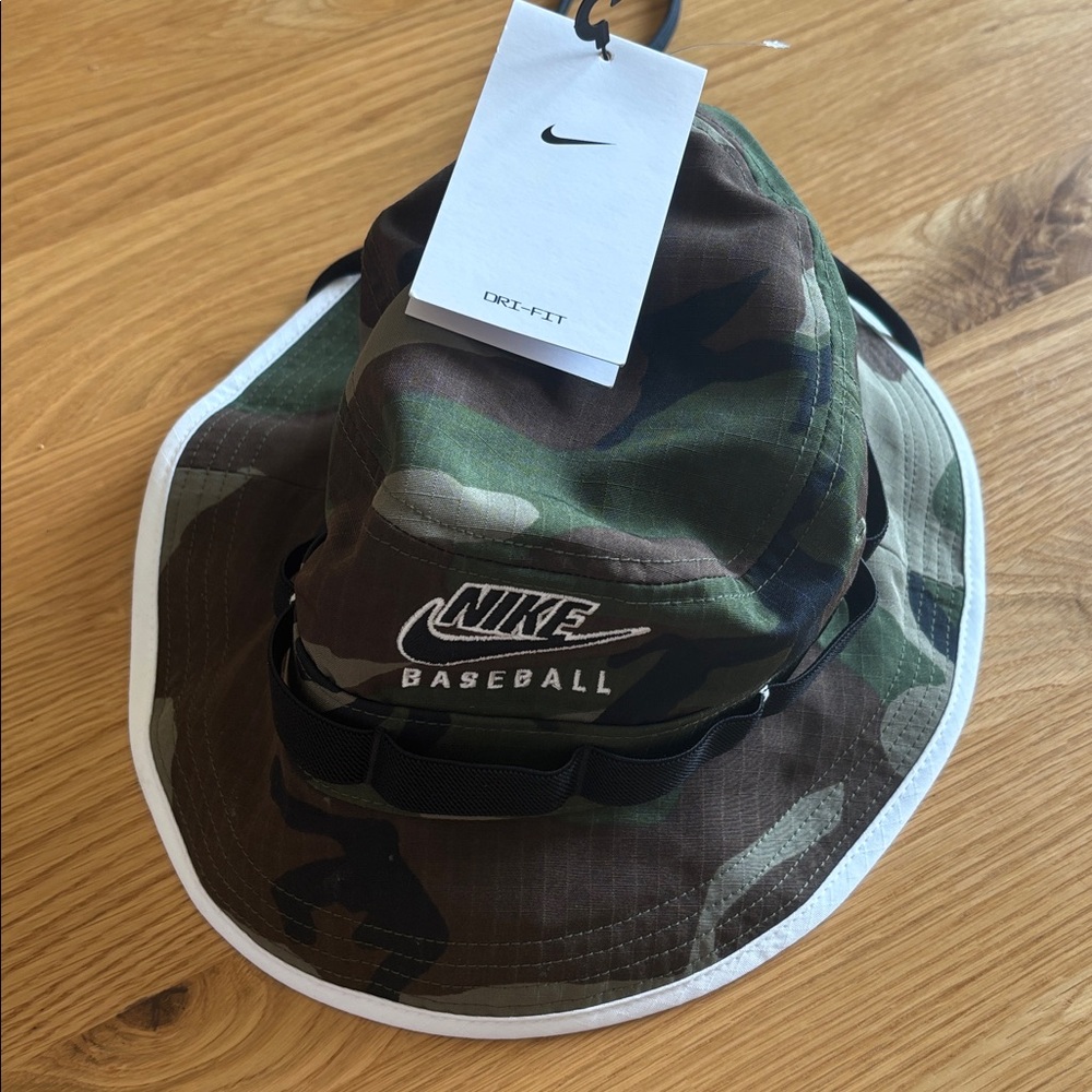 Nike OnField Baseball Dri-Fit Apex Boonie Army Camo Bucket Hat Safari Sz Small